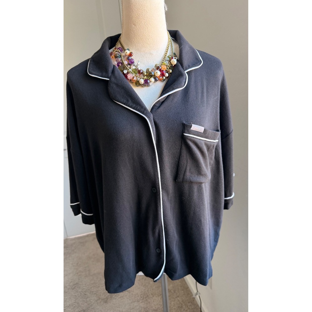 FIGS Soft Black and White Piping Button Down Sleep Shirt Pajama Top Sz XL